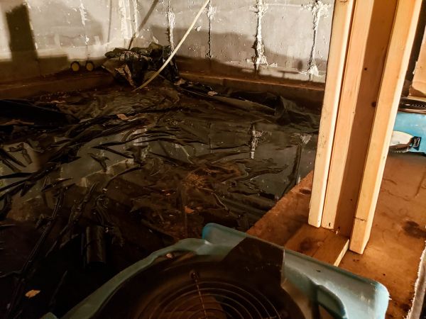 Crawlspace Water Cleanup in Lehigh Acres